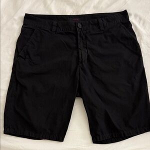 OSKLEN Classic Black Men's Flat Front Shorts